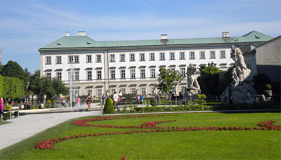 ミラベル宮殿の庭園