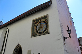 タリンの聖霊教会・公共の時計