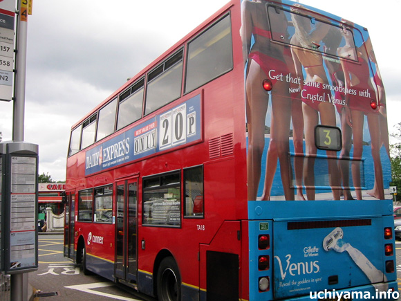 ロンドンの赤いバス