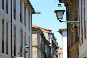 サンティアゴ・デ・コンポステーラ旧市街の通り