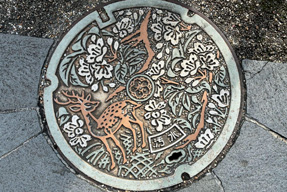 奈良県奈良市のマンホールの蓋