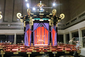 御帳台