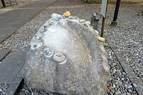 24番札所 最御崎寺「鐘石」