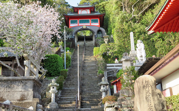 25番札所 津照寺