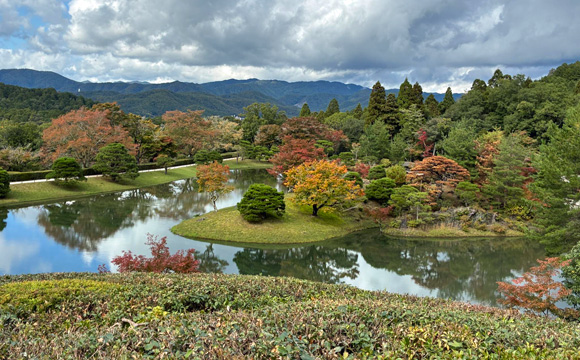 �C�w�@���{