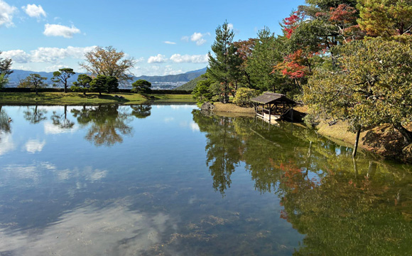 �C�w�@���{