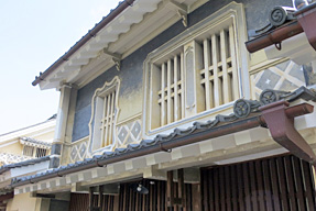 内子町八日市護国伝統的建造物群保存地区・上芳我家住宅