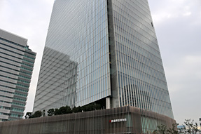 横浜三井ビル