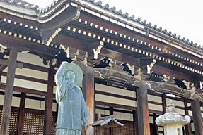 本法寺の桜