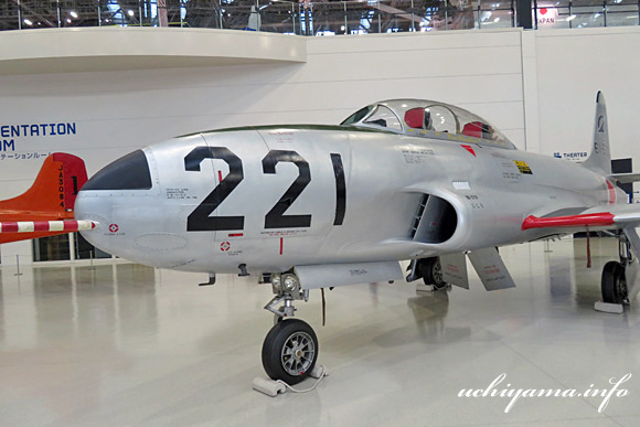 T-33A ジェット練習機
