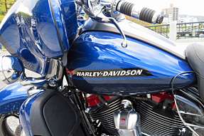 HARLEY DAVIDSON