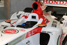 B・A・R Honda 006