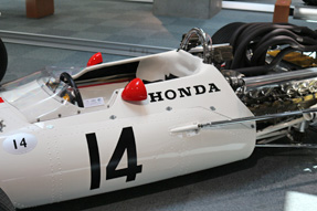 ホンダ RA300