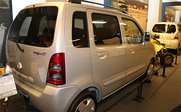 �X�Y�L ���S���q�{