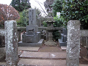 岡本綺堂の墓