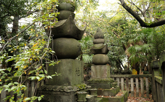 佐賀藩鍋島家の墓