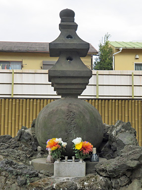 �F�쑽�G�Ƃ̋��{��