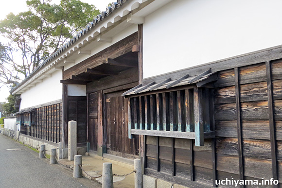大石邸長屋門