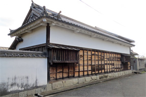 大石邸長屋門