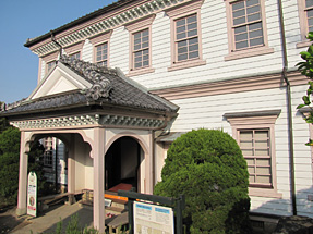 旧長崎地方裁判所長官舎