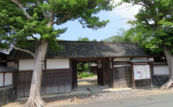 中村家住宅・長屋門