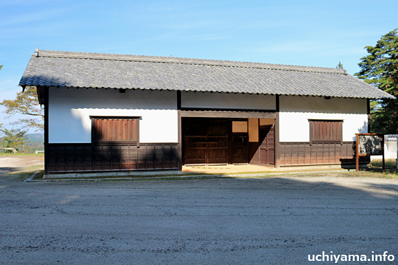 岩村藩校知新館
