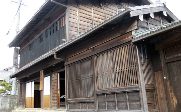 川坂屋