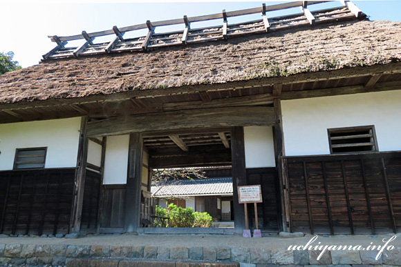 大鐘家住宅・長屋門