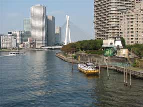 佃島渡船場跡・隅田川