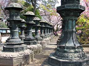 銅燈籠