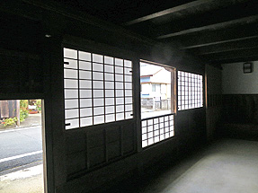 旅籠 萬屋