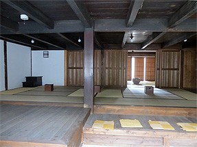 旅籠 萬屋