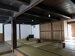 旅籠 萬屋