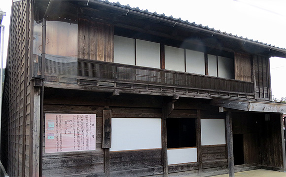 旅籠 萬屋