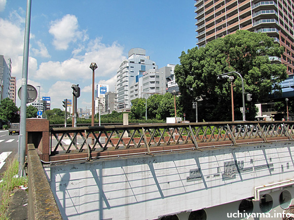 鉄の橋