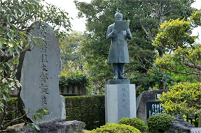 桂太郎像