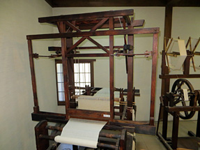 豊田式木製人力織機