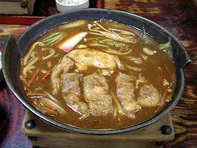 味噌煮込みうどん